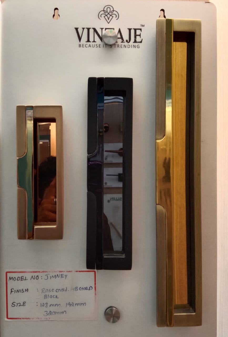 VINTAGE JIMNEY DOOR HANDLE